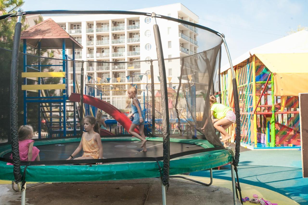 Hotel Natali Zatoka Zewnętrze zdjęcie